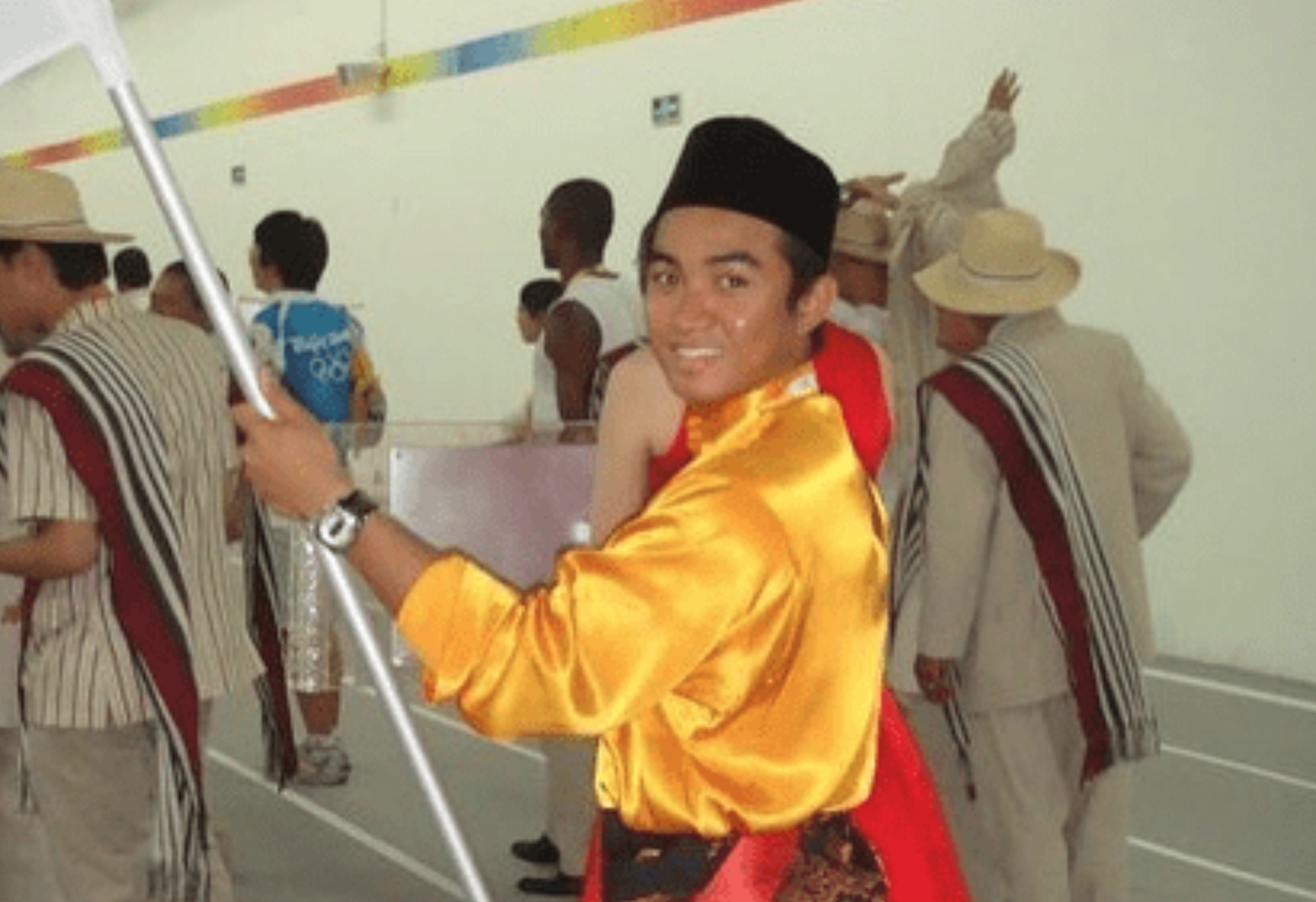 Beijing 2008 flag bearer